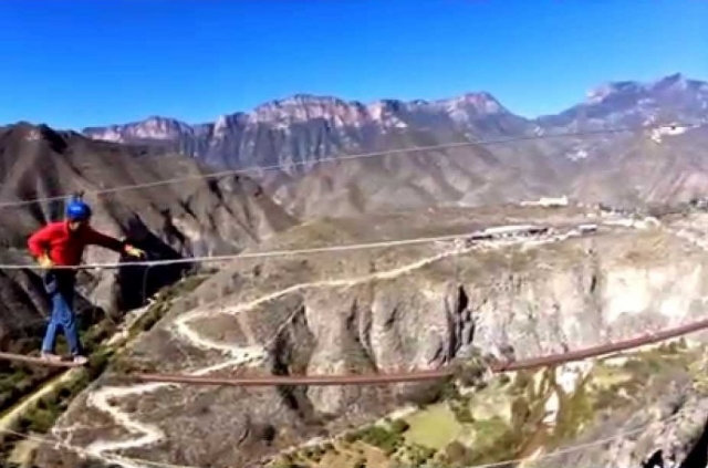 pasando por el puente